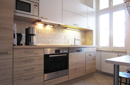 Kuhlungsborn Ost Apartment | Stylish vacation apartment with covered balcony, pets welcome