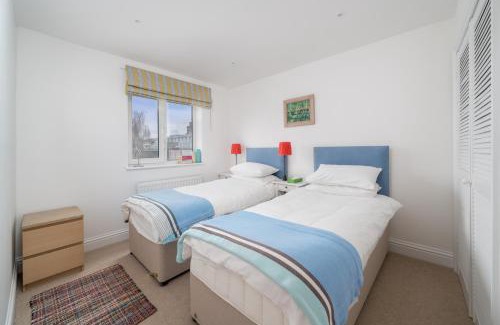 Chaucer Apartment | Stylish flat between London Bridge & Tower Bridge