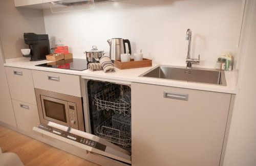 Como Apartment | Stylish Grey Apartment - 5 minutes from the lake