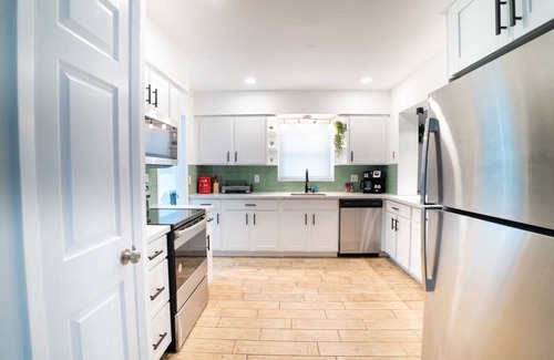 St. Petersburg - Clearwater House | Stylish Heated Pool House Near the Beach