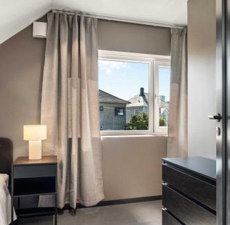 Haugesund Apartment | Stylish Loft on Bakaroy