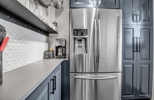 Ellicottville House | Stylish, Modern & Walk or Shuttle to Holiday Valley