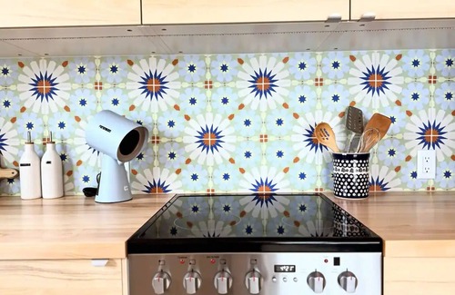 Victor House | Stylish Nordic A-frame in Downtown Victor