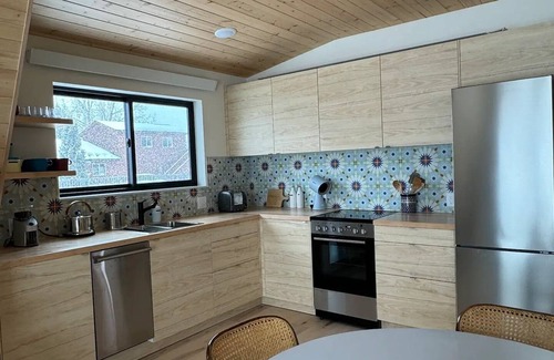 Victor House | Stylish Nordic A-frame in Downtown Victor