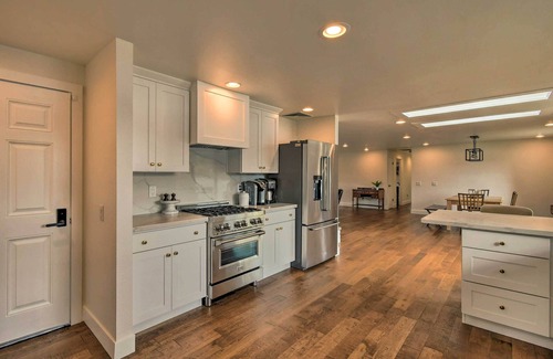 East Olympia House | Stylish Olympia Home w/Private Boat Dock!
