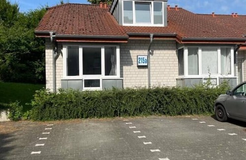 Bielefeld House | Stylish & Quiet Studio | Parking | WIFI | TV * EM-APARTMENTS DEUTSCHLAND