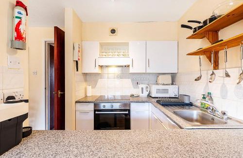 Island Gardens Apartment | Stylish Riverside Flat Near Canary Wharf