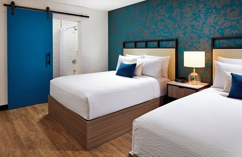 Beach Barber Tract Hotel | Stylish Room with Sunset & Beach Views – Swimming Pool to Unwind!