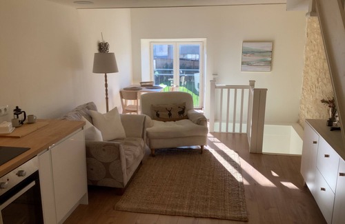 Loubezs-Bernac Apartment | Stylish self-contained gite within lovely village house