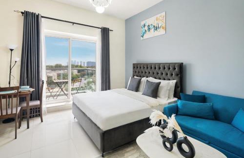 Dubai Sports City Apartment | Stylish Sports City Studio Golf View Poolgym