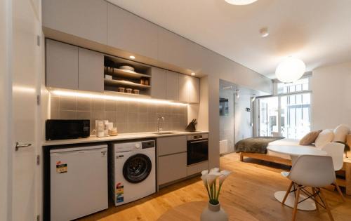 Te Aro Apartment | Stylish Studio Hideaway, Quiet Inner-City Location