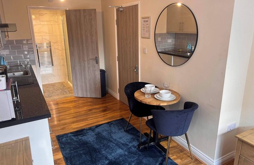 Luton Apartment | Stylish Studio in Central Luton