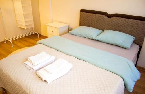 Konak Apartment | Stylish Triplex Apartment in The Heart of Izmir