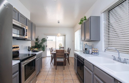 Laveen Village House | Stylish Vacation Home Phoenix - Low Rates NOW!