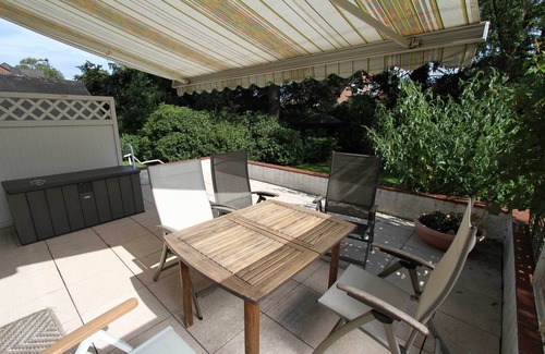 Rellingen Apartment | Stylish villa near Hamburg