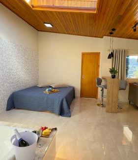 Piratuba House | Suíte dos Sonhos - Suíte climatizada - Romântica, única e meio à natureza!