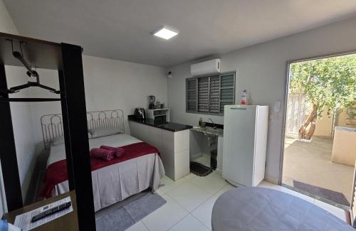 Goiania Villa | Suíte1 Privativa Climatizada Mobiliada com Garagem e Wi-Fi