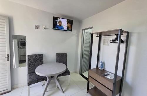 Goiania Villa | Suíte1 Privativa Climatizada Mobiliada com Garagem e Wi-Fi