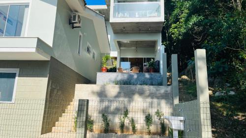 Garopaba House | Suítes Costa Do Macacu-Garopaba