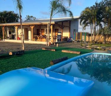 Reta Resort | Suítes Recanto Monte Trigo com Piscina