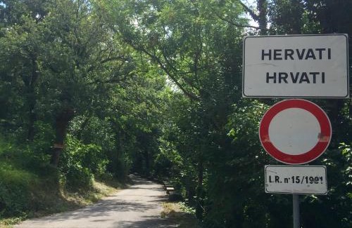 San Dorligo della Valle Bed & Breakfast | Su da noi