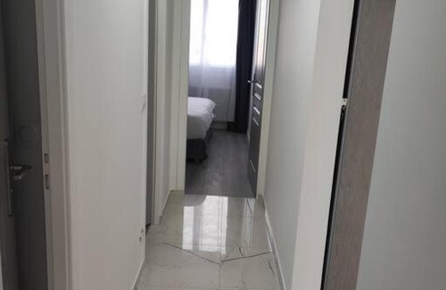 Le Bourget Apartment | Sublime Appartement