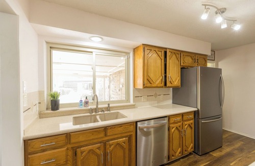 North Richland Hills House | Suburban Oasis,Pool& Spa, Ping pong, Air Hockey, Pool table & Arcade, Cul De Sac