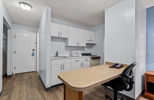 Brentwood Hotel | Suburban Studios Brentwood – Nashville