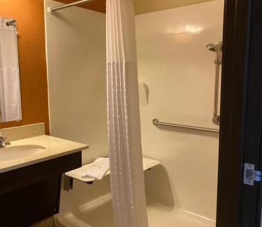 Washington Hotel | Suburban Studios Washington, PA