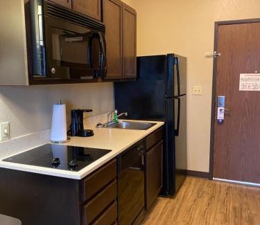 Washington Hotel | Suburban Studios Washington, PA