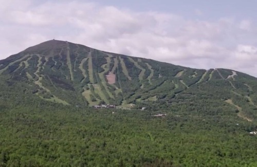 Stratton Apartment | Sugarloaf Charming studio with AC in Stratton Me. Wyman Township, ski area.