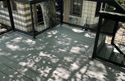 Fredericksburg Apartment | Sugar Creek Suite #7 @LOST CREEK LODGE Private Estate. 2 Blocks off Main St.