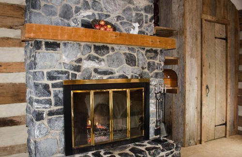 Vesuvius Bed & Breakfast | Sugar Tree Inn