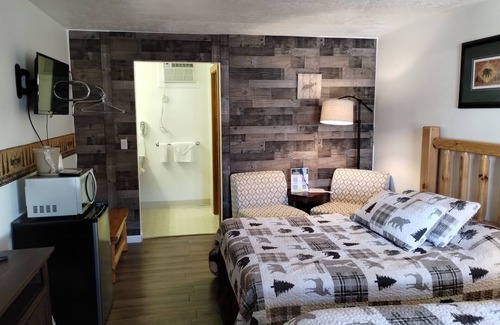 Ohiopyle Hotel | Sugarloaf | 1BR,1BA, Cabinesque Hotel in Ohiopyle