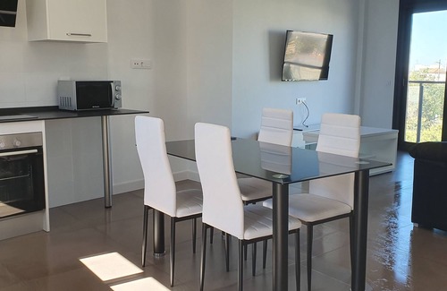 San Jose de La Rinconada Apartment | SUITABLE. RAFAEL 8 KM FROM SEVILLA NEXT TO THE NEARBY STATION