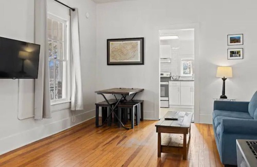 Black Mountain Apartment | Suite 1, Quick Stroll to Downtown Black Mountain