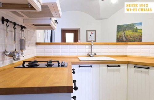 Vomero Apartment | SUITE 1912 WI-FI district chiaia