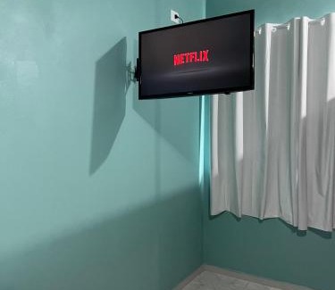 Vila da Gloria House | Suite 2 - Praia bonita hospedagem, agora com ar condicionado