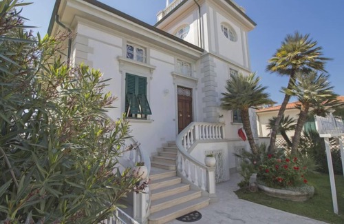 San Vincenzo Apartment | Suite 2 rooms by Interhome