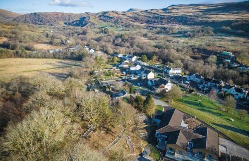 Pen-y-cae Apartment | Suite 8 - Sleeping Giant Hotel - Pen Y Cae Inn