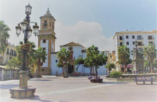 Algeciras Apartment | Suite by Hawkins Exterior BB