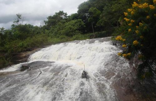 Santa Rita de Jacutinga House | SUITE - CIDADE das CACHOEIRAS