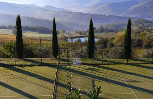 Pieve di Panzano Apartment | Suite Conca d'Oro Panzano in Chianti with pool access from Hotel Villa Le Barone