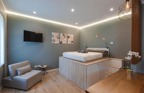 Trieste Old Town Apartment | Suite Corso Italia con Balcone nel Cuore di Trieste