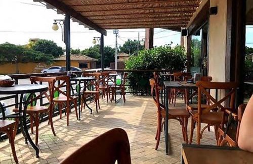 Praia Rasa Apartment | SUITE DA FRENTE COM COPA, WIFI E ACESSO INDEPENDENTE