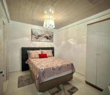 Sacramenta House | Suite Deluxe COP30 1km do parque da cidade