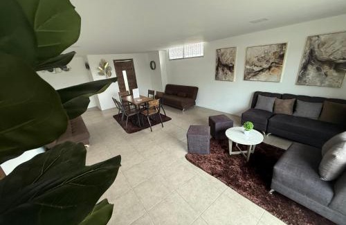 Miraflores House | Suite en el Edificio de BolonCity Urdesa