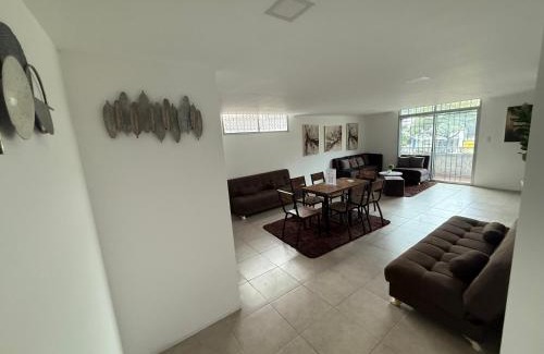 Miraflores House | Suite en el Edificio de BolonCity Urdesa