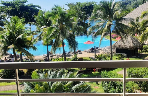 Arue Apartment | Suite F2 Arue Tahiti seaside free access swimming pool spa gym