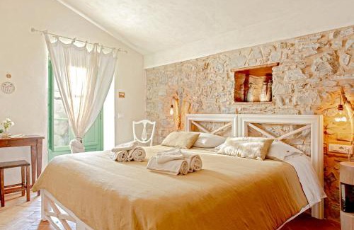 Monteverdi Marittimo House | Suite immersa nel Giardino Emozionale della Gualda Vecchia, SPA all'aperto esclusiva a pagamento